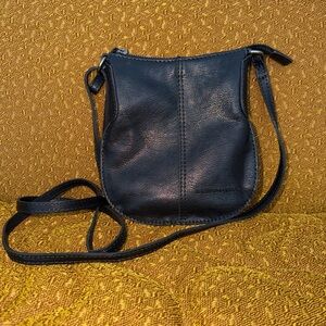 🖤 Spikes & Sparrow Black Leather Crossbody Bag